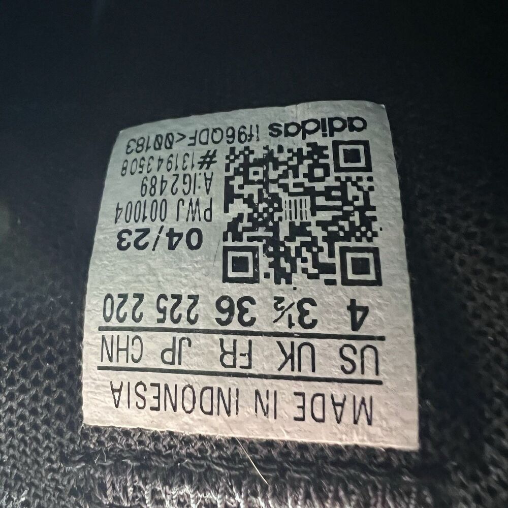 Adidas Kaptir 3.0 Lace Up Back/Red Athletic Shoes Sneakers Youth Size 4 - Picture 8 of 8